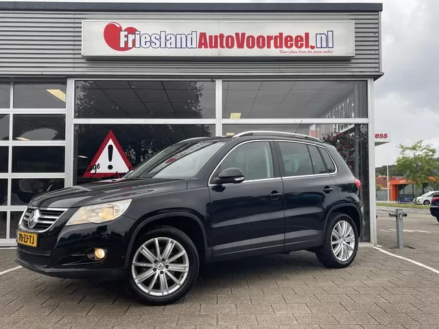 Volkswagen Tiguan (2008) — foto 1