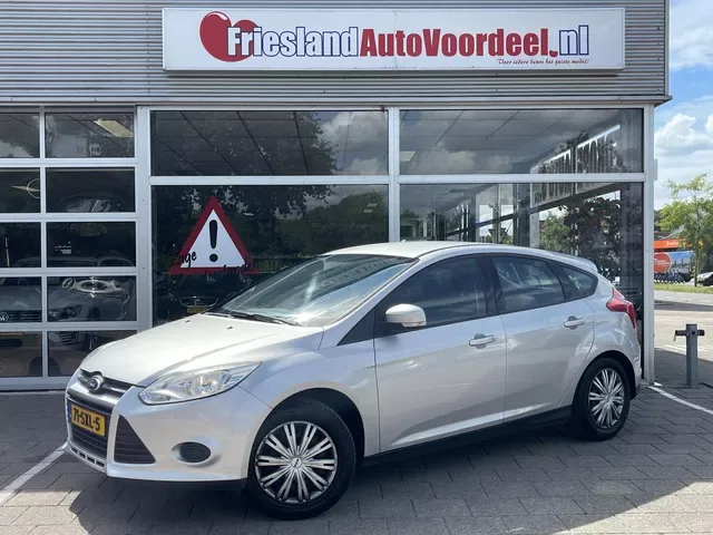 Ford Focus (2011) — foto 1