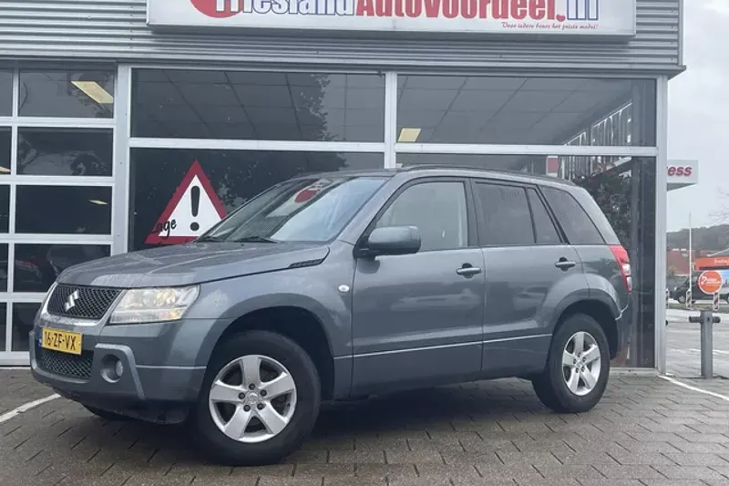 Suzuki Grand Vitara (2008)