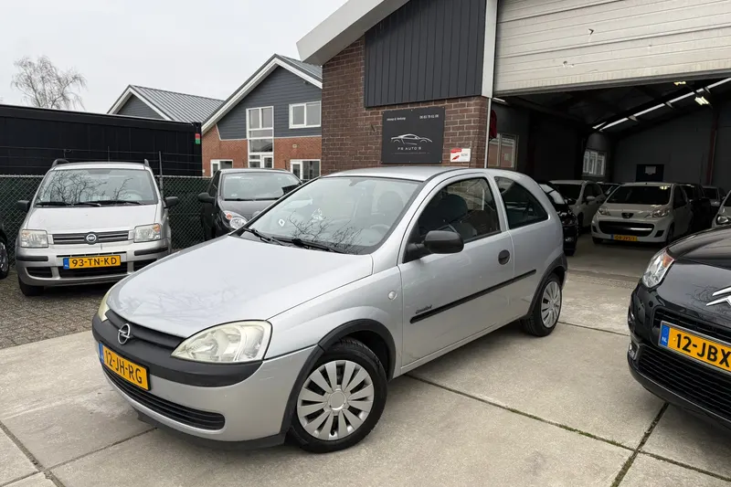 Opel Corsa (2002)