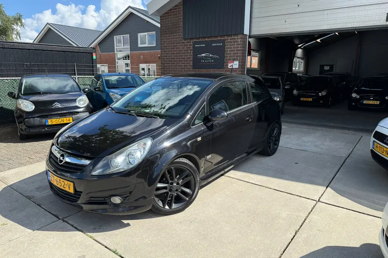 Opel Corsa (2008)