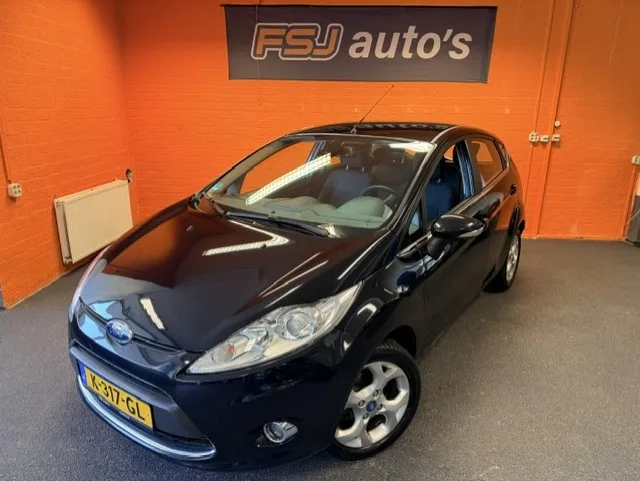 Ford Fiesta (2011) — foto 1