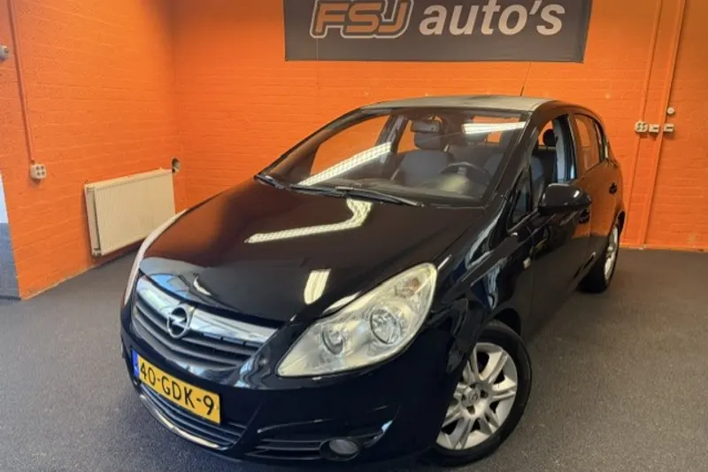 Opel Corsa (2008)