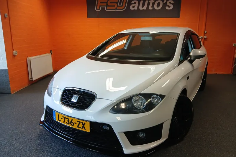 SEAT Leon (2011)