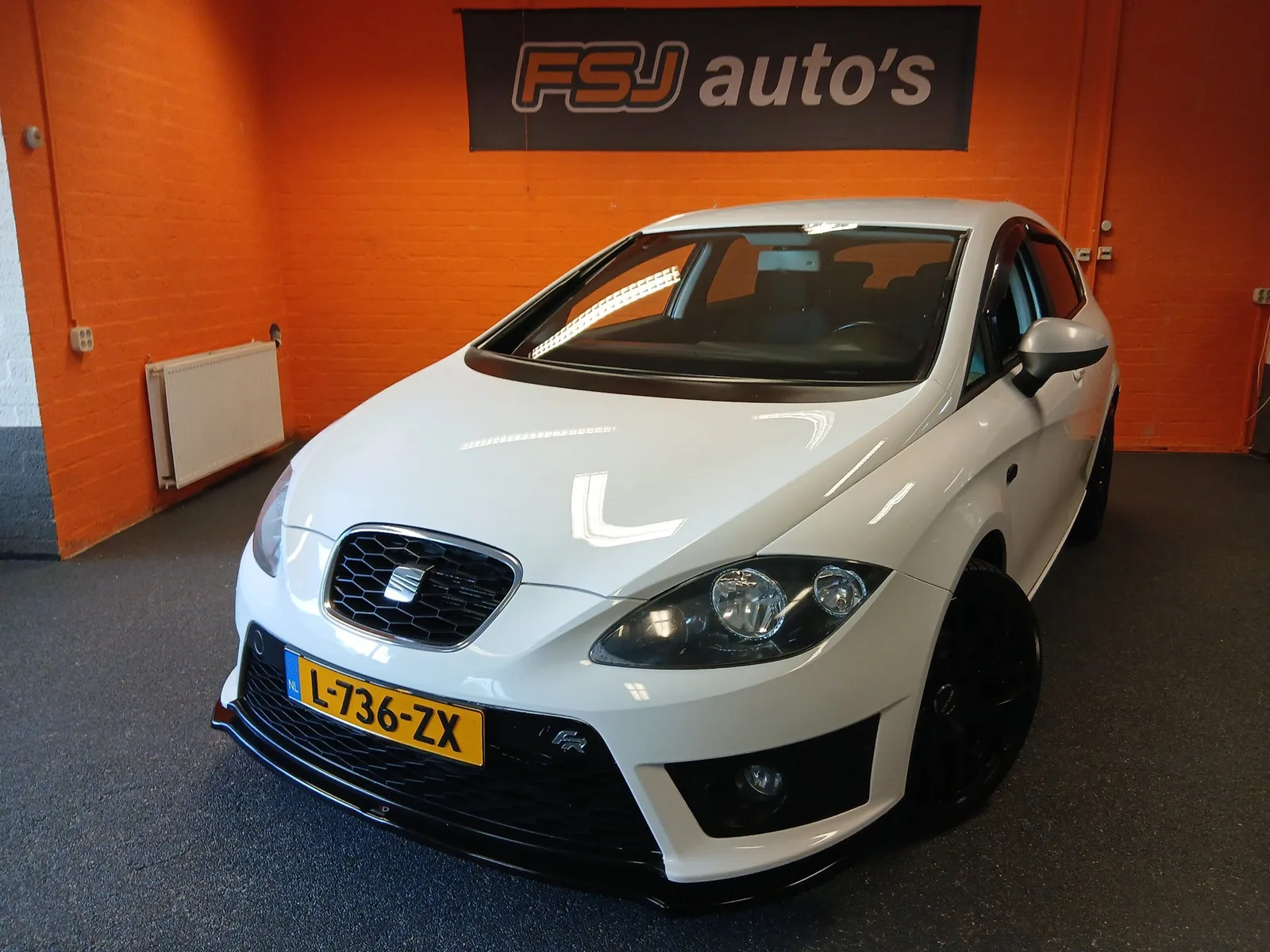 SEAT Leon (2011) — foto 1