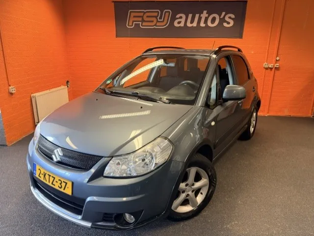 Suzuki SX4 (2007) — foto 1
