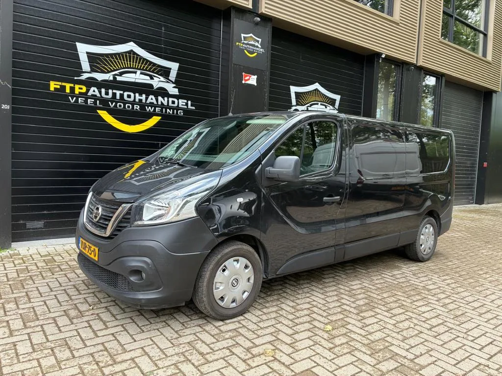 Nissan NV300 (2021) — foto 1