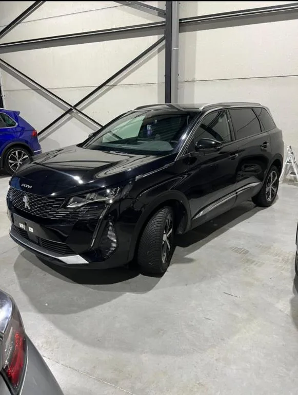 Peugeot 5008 (0) — foto 1