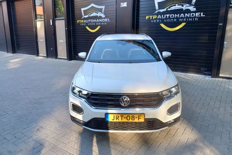Volkswagen T-Roc (2020)