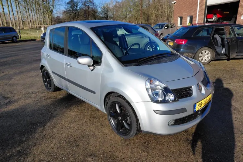 Renault Modus (2007)