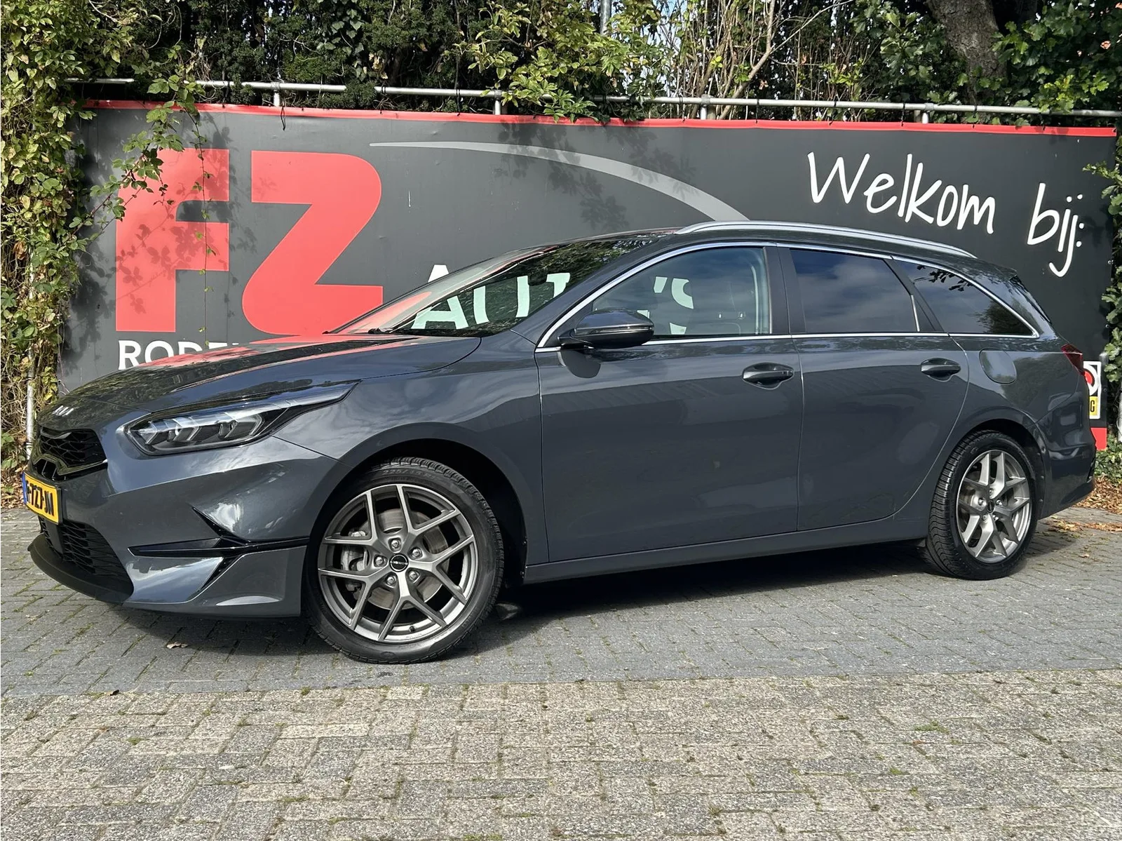 Kia Ceed (2022) — foto 1