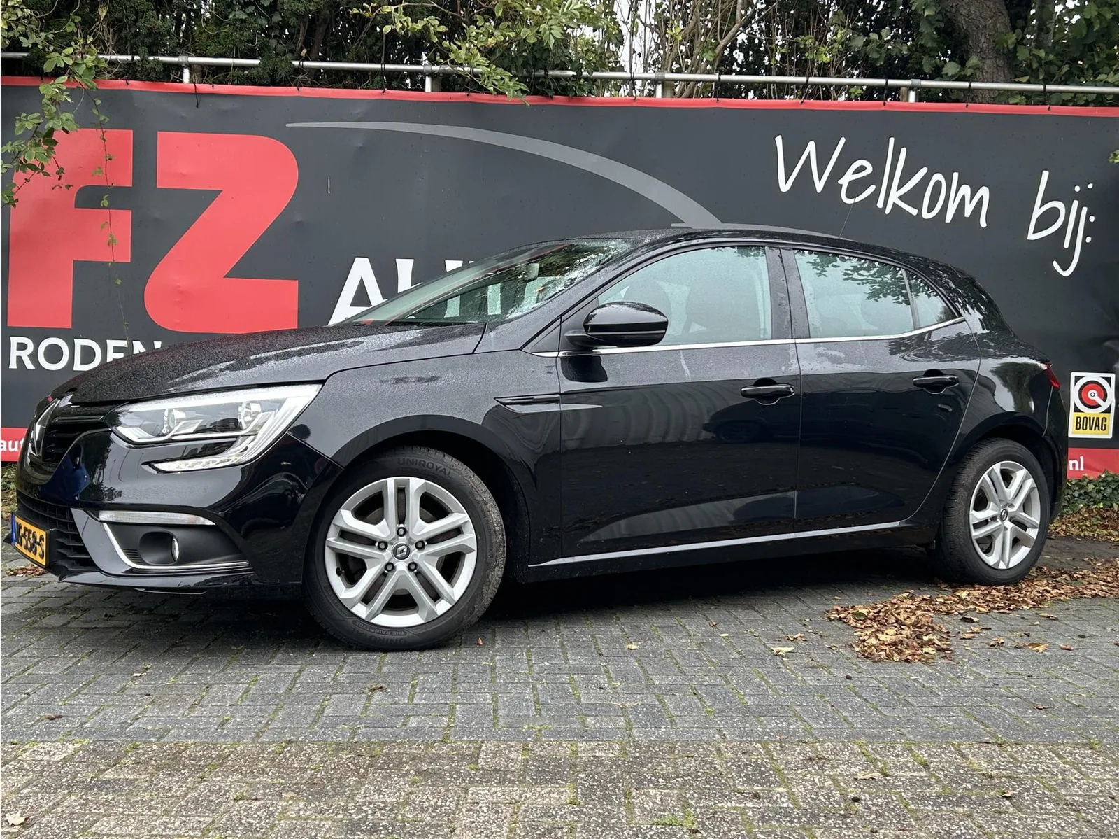 Renault Mégane (2016) — foto 1
