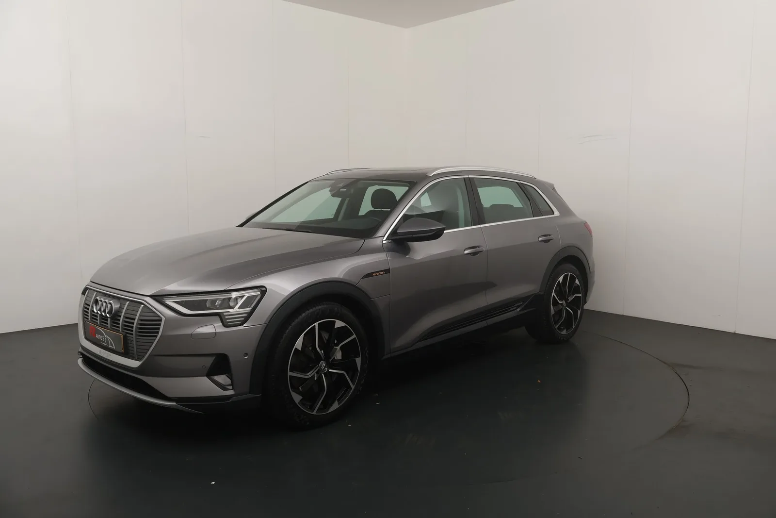Audi e-tron (2019) — foto 1