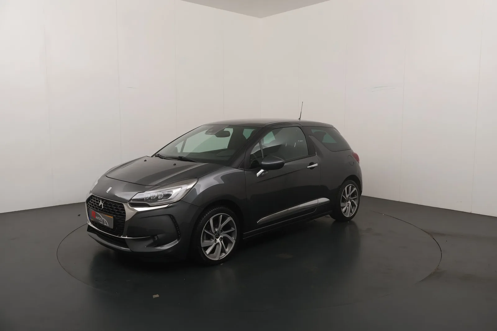 DS 3 (2017) — foto 1