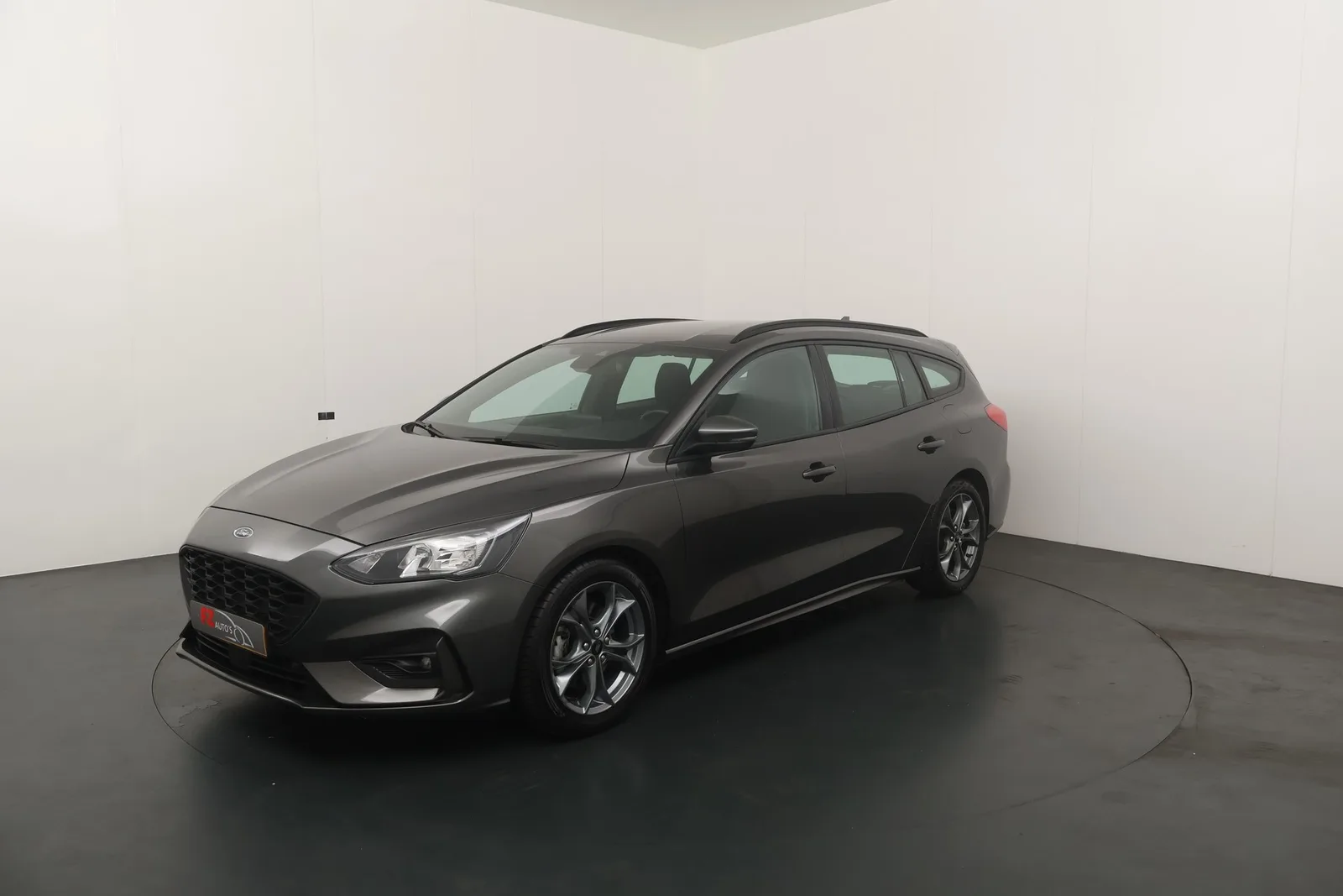 Ford Focus (2020) — foto 1