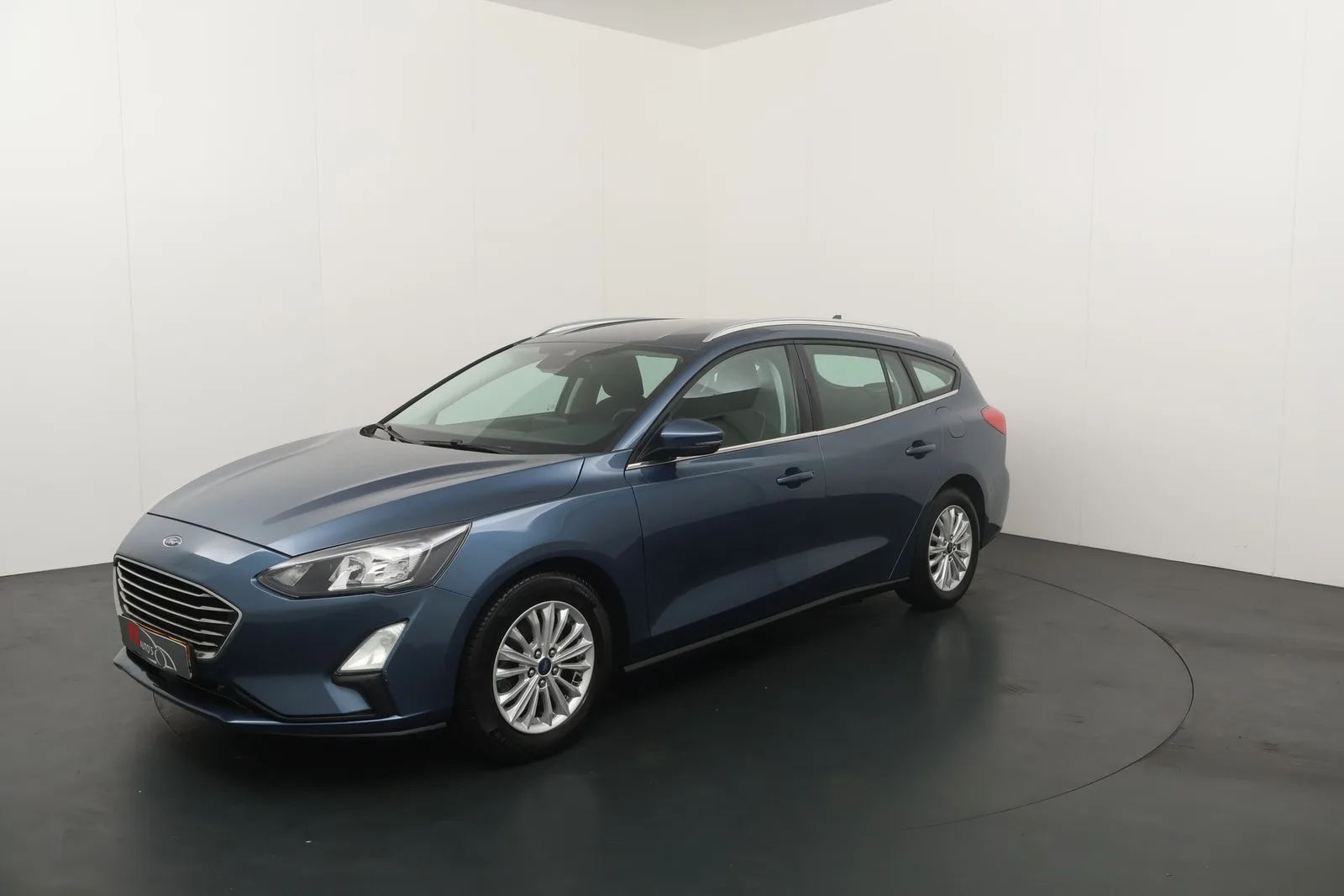 Ford Focus (2020) — foto 1