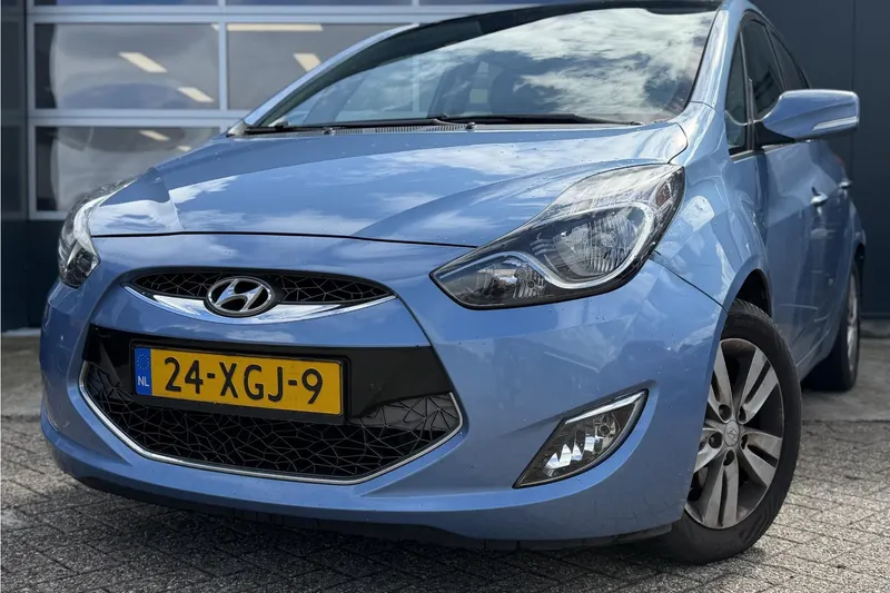 Hyundai ix20 (2012)