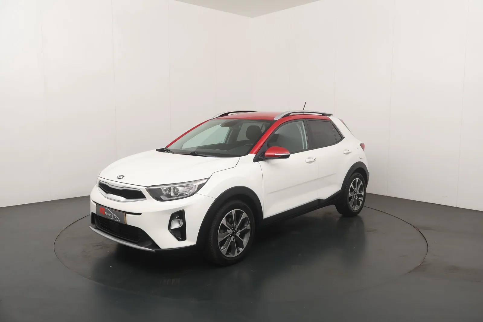 Kia Stonic (2019) — foto 1
