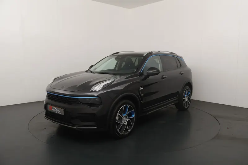 Lynk & Co 01 (2022)