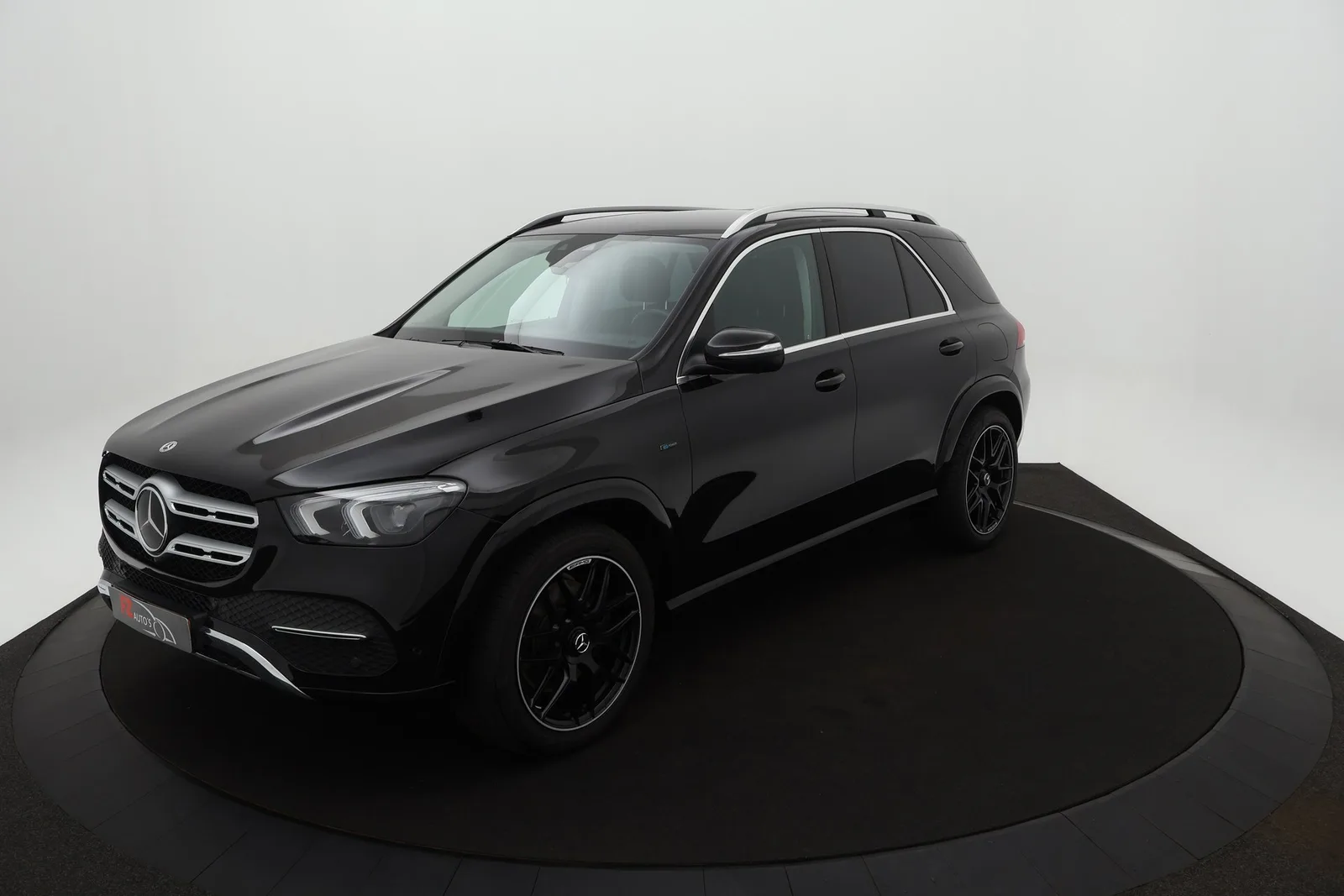 Mercedes-Benz GLE (2021) — foto 1