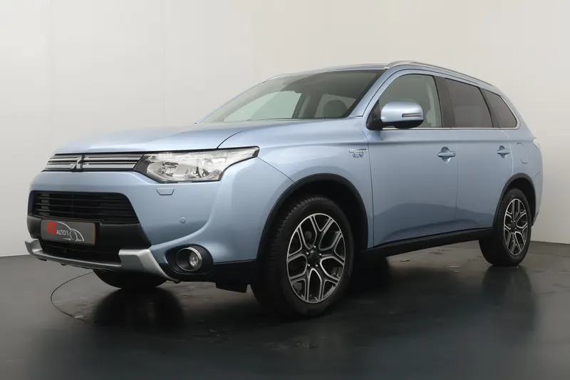 Mitsubishi Outlander (2015)