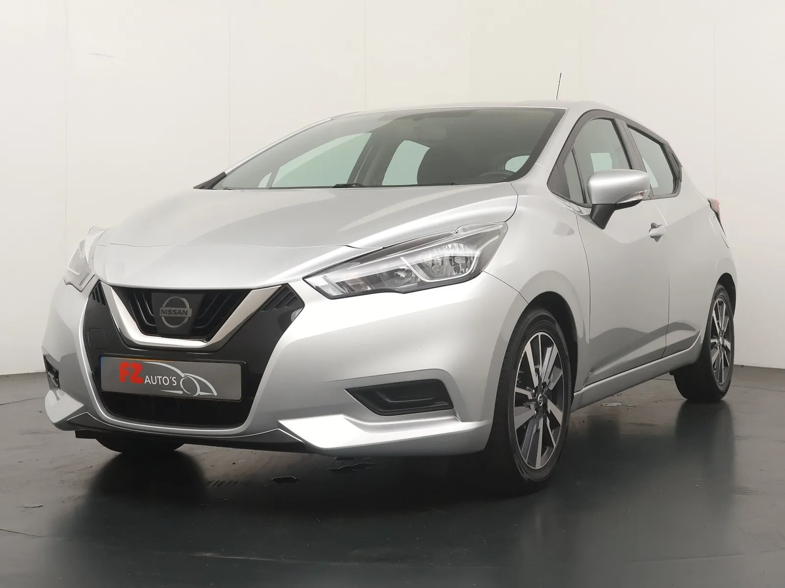 Nissan Micra (2019) — foto 1