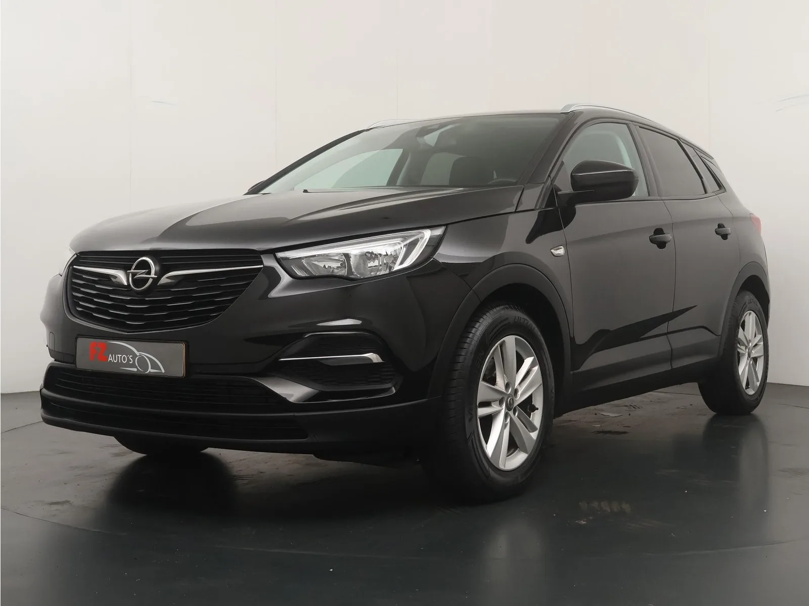 Opel Grandland (2019) — foto 1