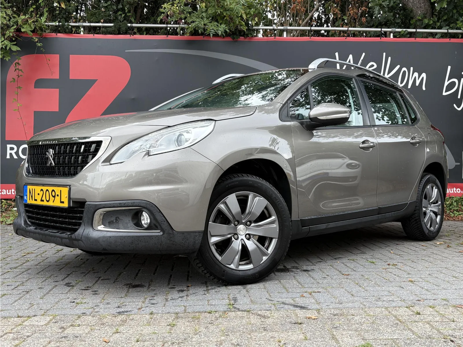 Peugeot 2008 (2017) — foto 1