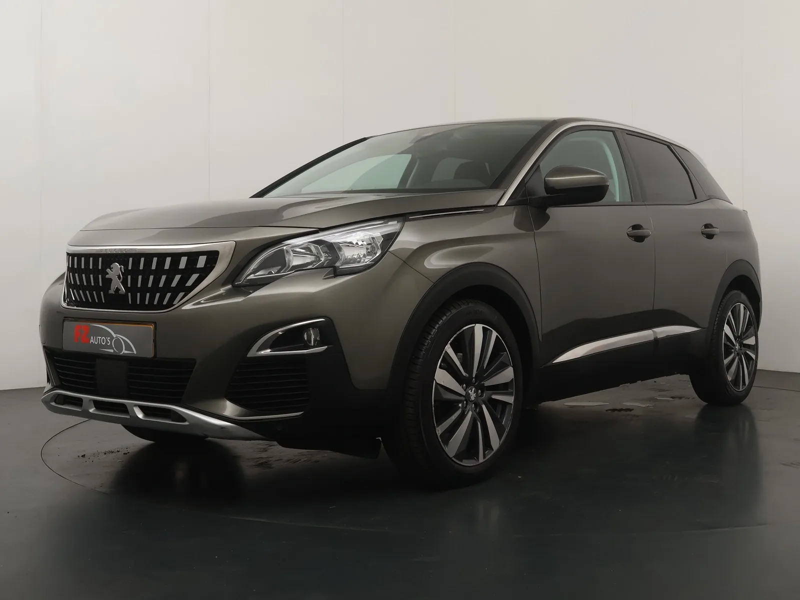 Peugeot 3008 (2019) — foto 1