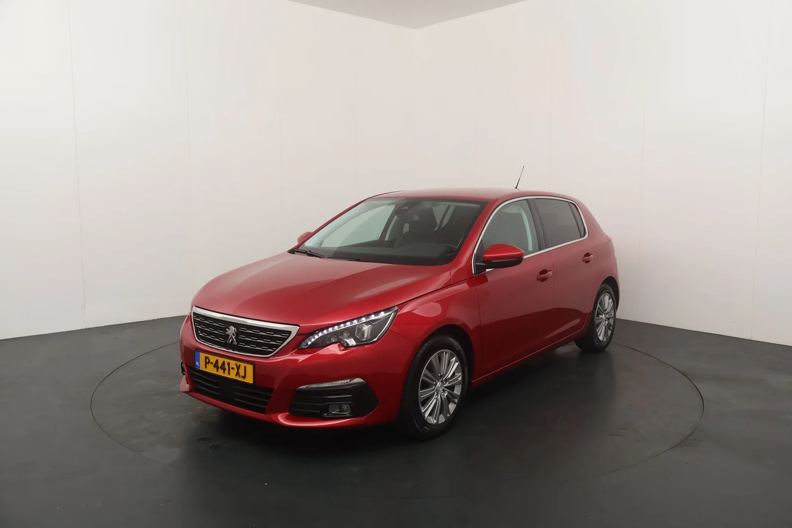 Peugeot 308 (2021) — foto 1