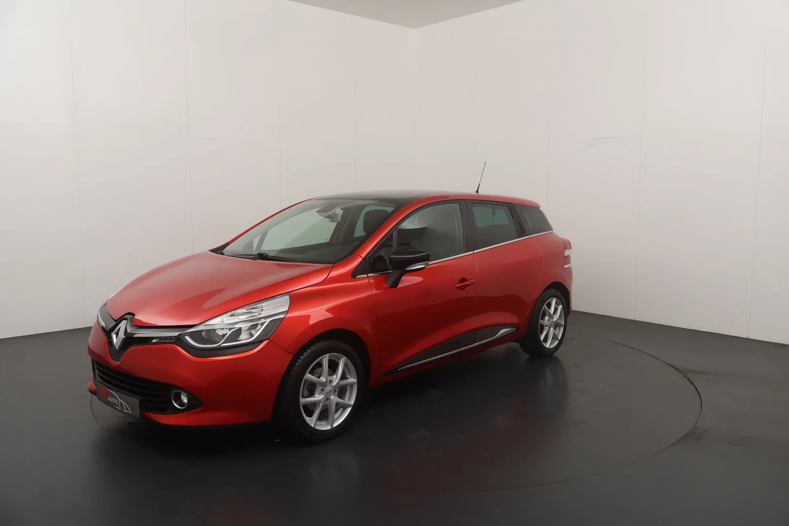Renault Clio (2015) — foto 1