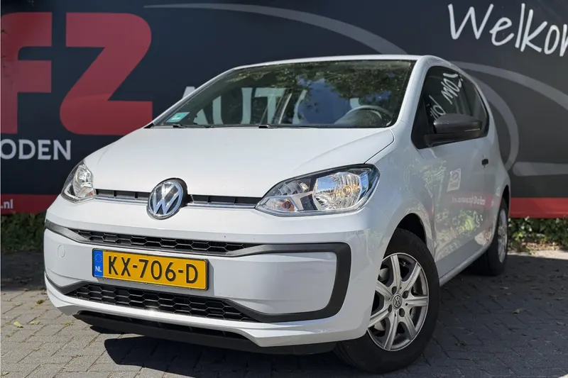 Volkswagen Up! (2016)