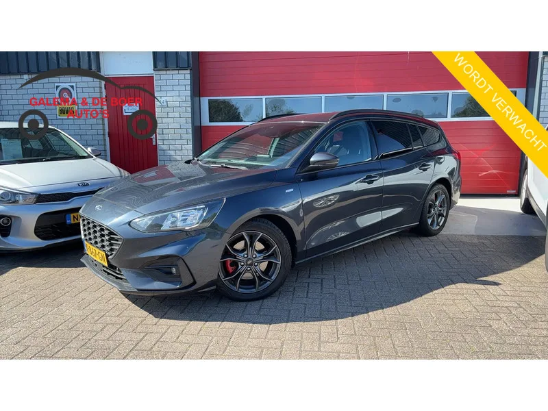 Ford Focus (2021) — foto 1