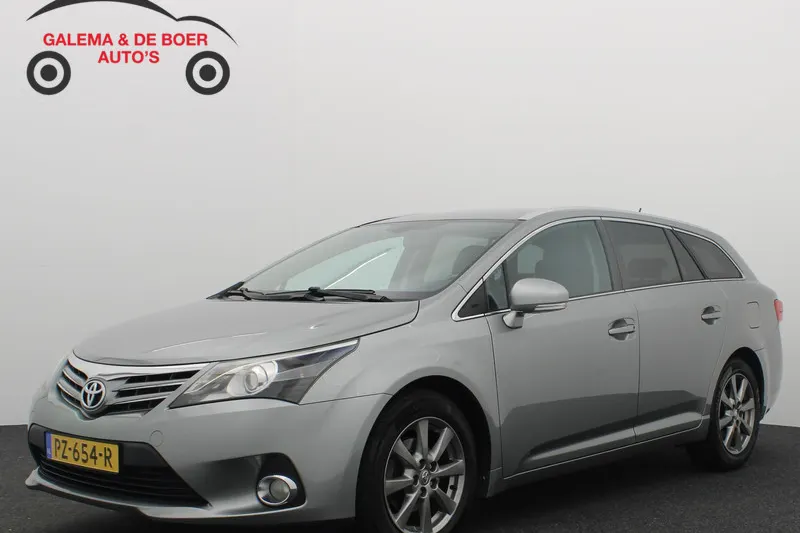Toyota Avensis (2012)
