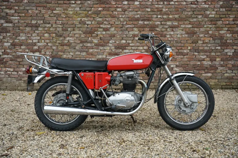 BSA Lightning 650 (1975)