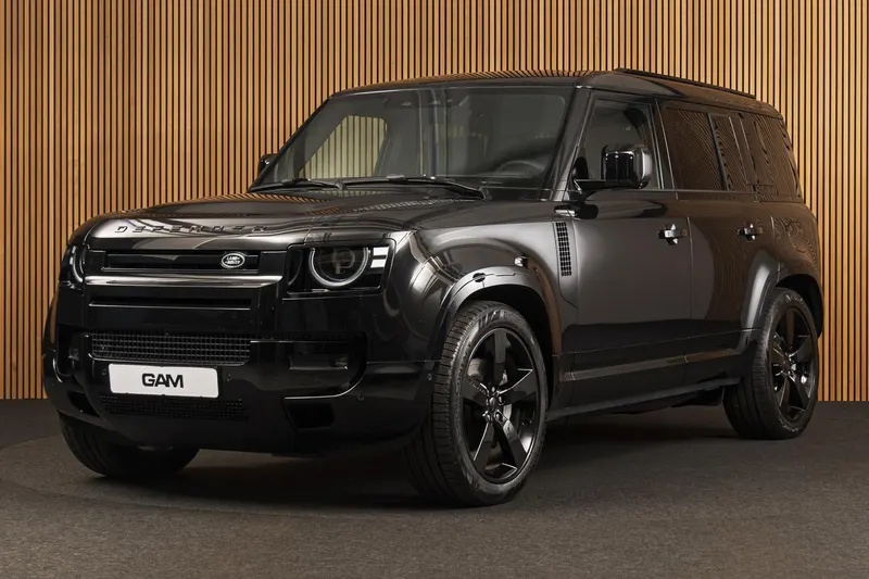 Land Rover Defender (2026)