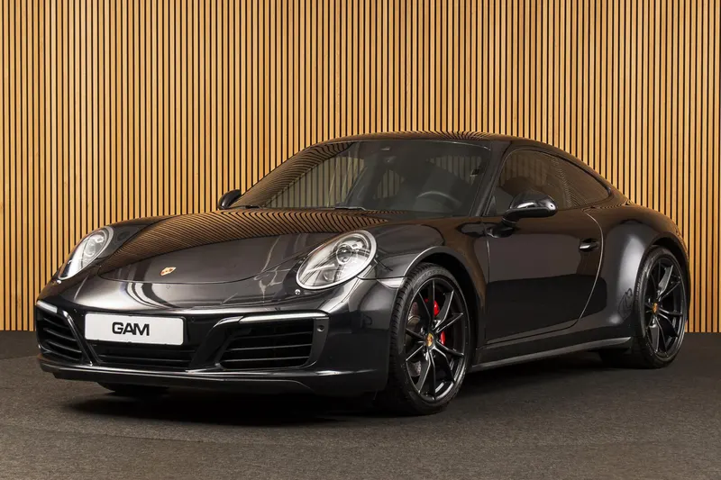Porsche 911 (2018)