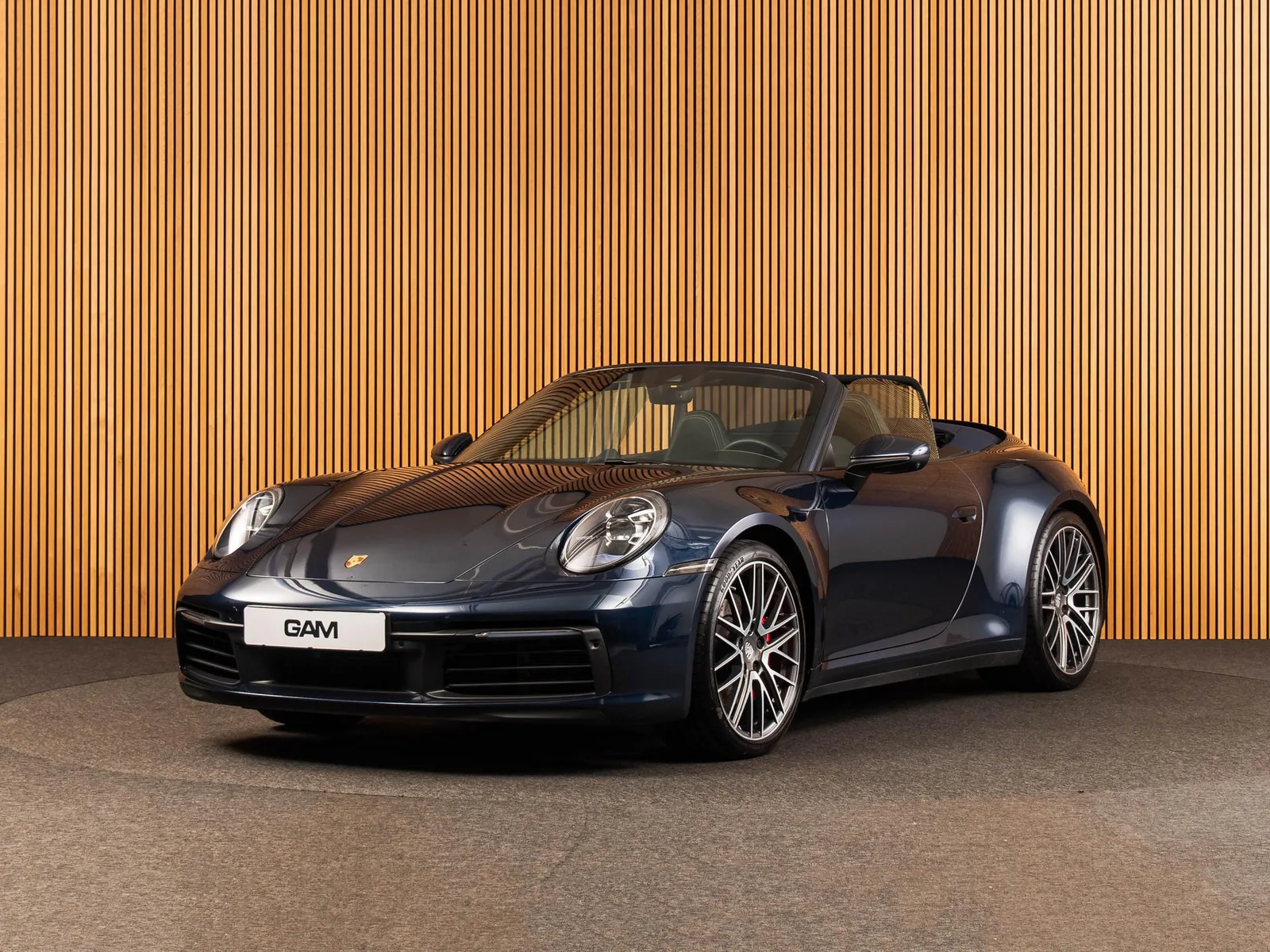 Porsche 911 (2021) — foto 1