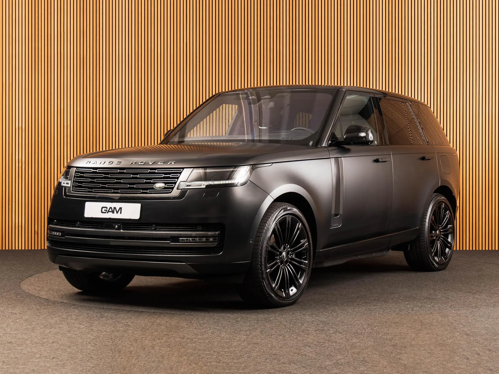 Land Rover Range Rover (2023) — foto 1
