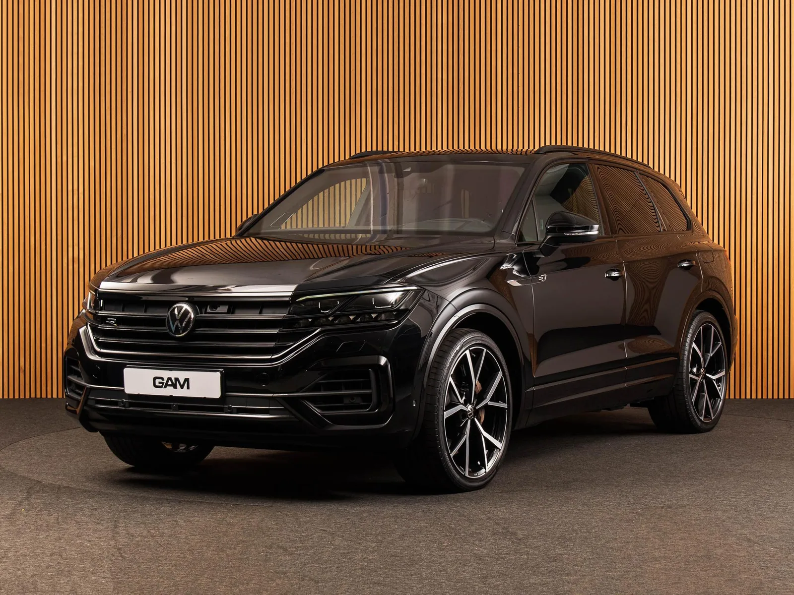 Volkswagen Touareg (2021) — foto 1