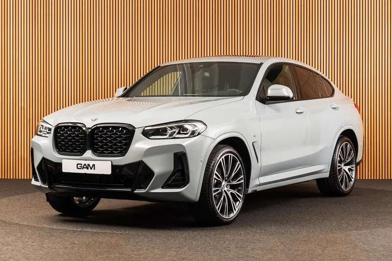 BMW X4 (2022)