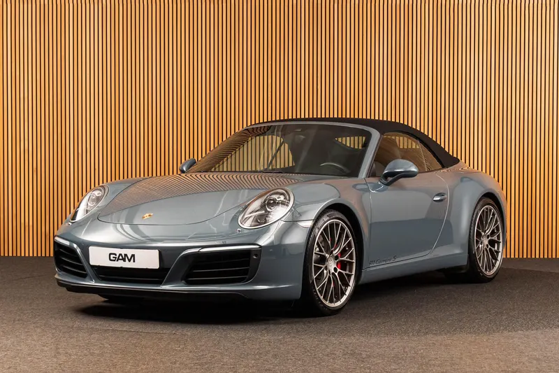 Porsche 911 (2016)
