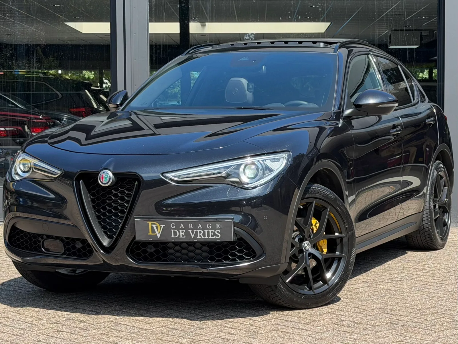 Alfa Romeo Stelvio (2019) — foto 1