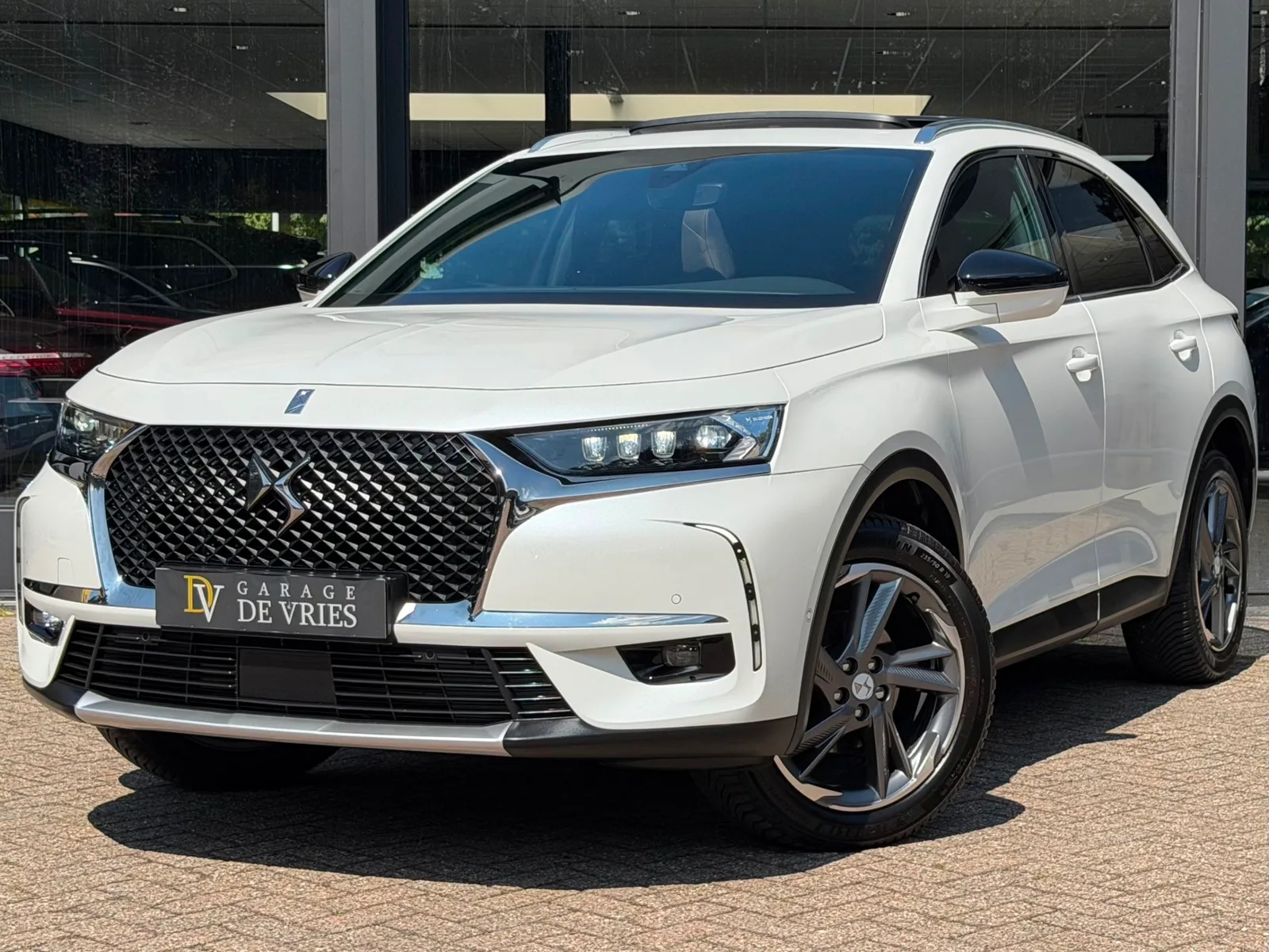 DS 7 (2018) — foto 1