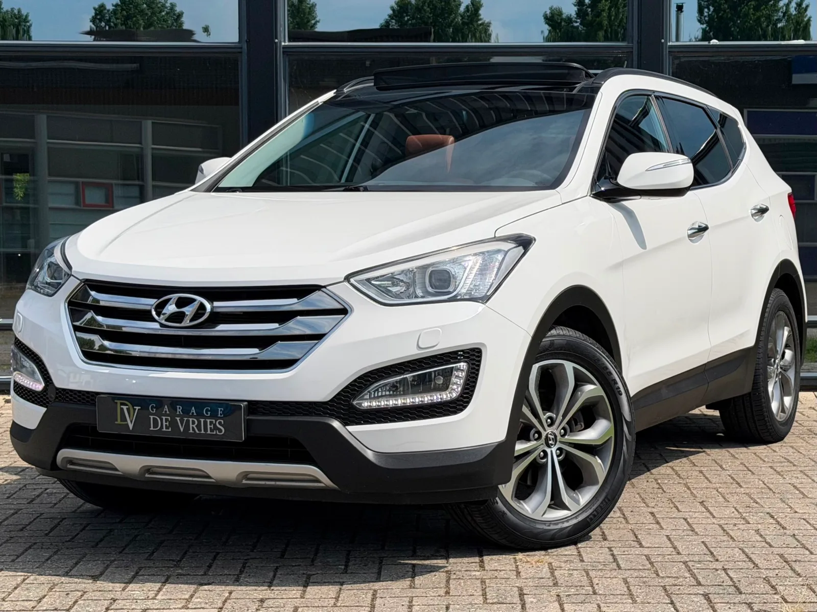 Hyundai Santa Fe (2013) — foto 1