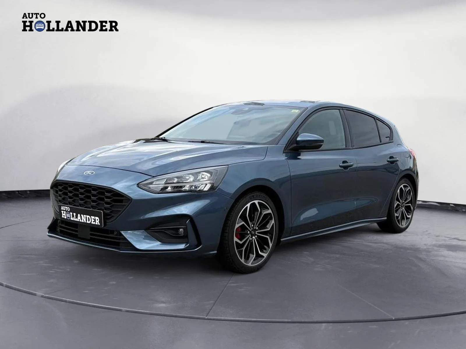 Ford Focus (2020) — foto 1