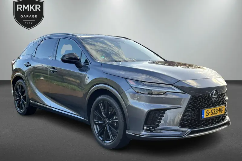 Lexus RX (2023)