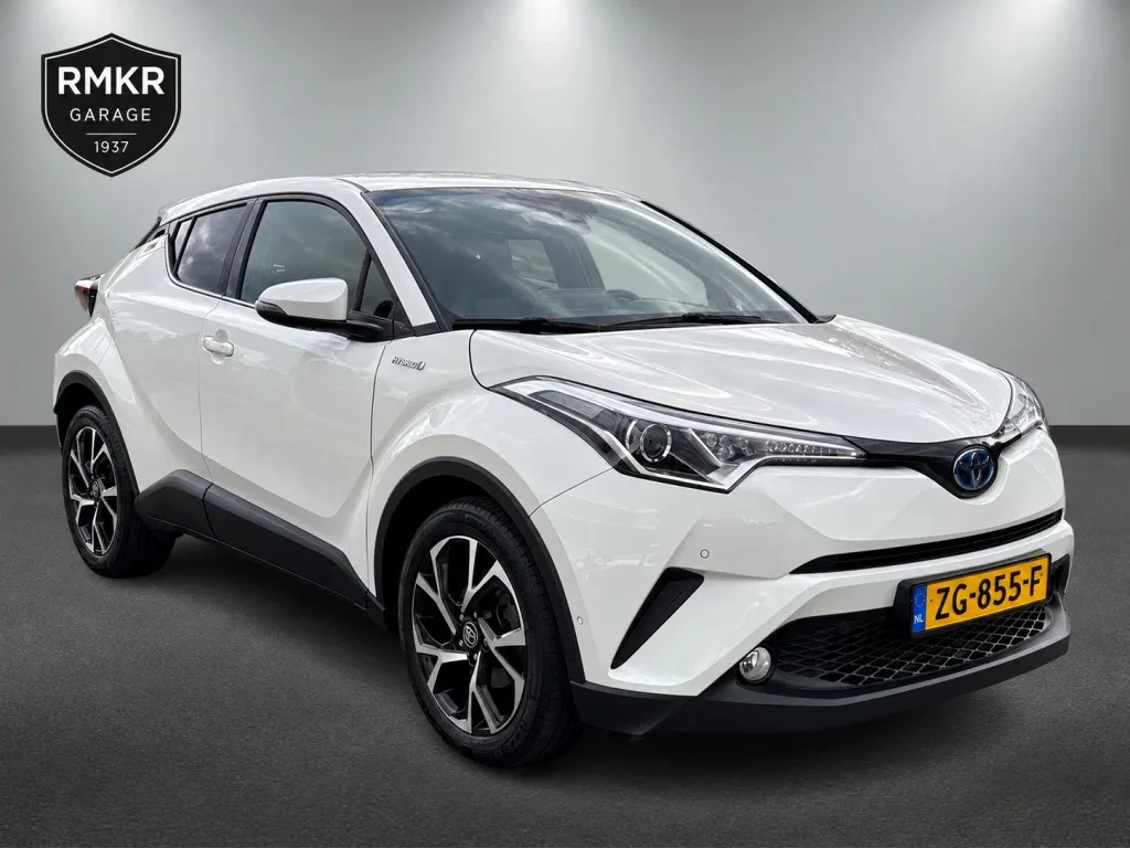 Toyota C-HR (2019) — foto 1