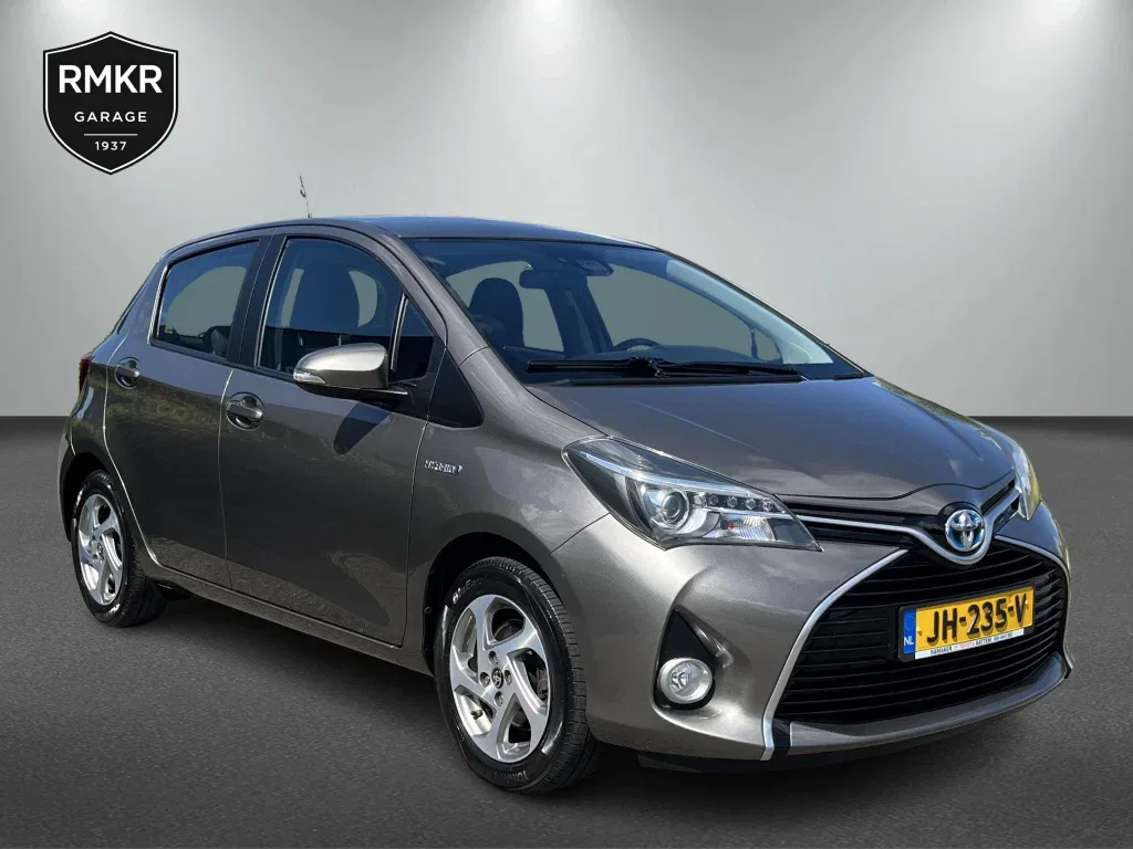 Toyota Yaris (2016) — foto 1