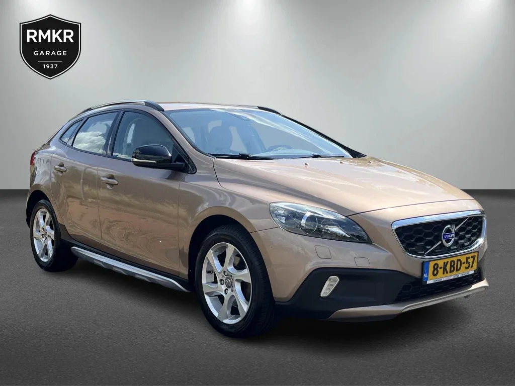 Volvo V40 (2013) — foto 1